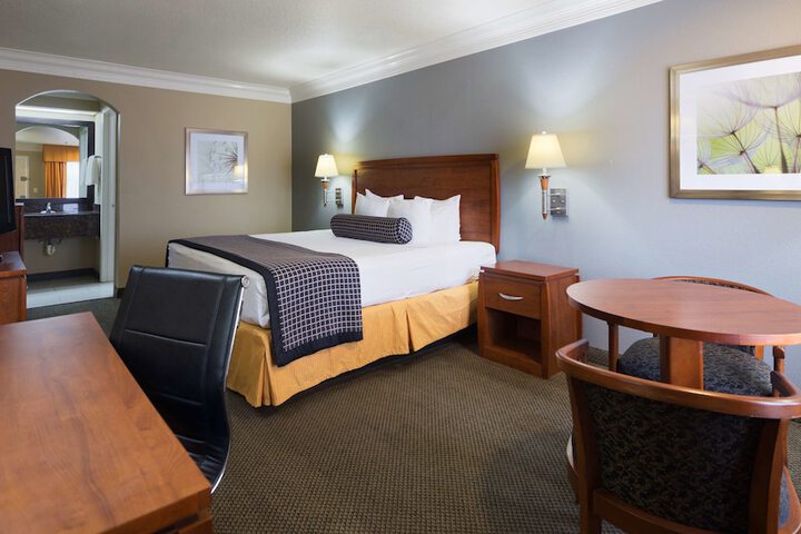 Room 20 of 25
