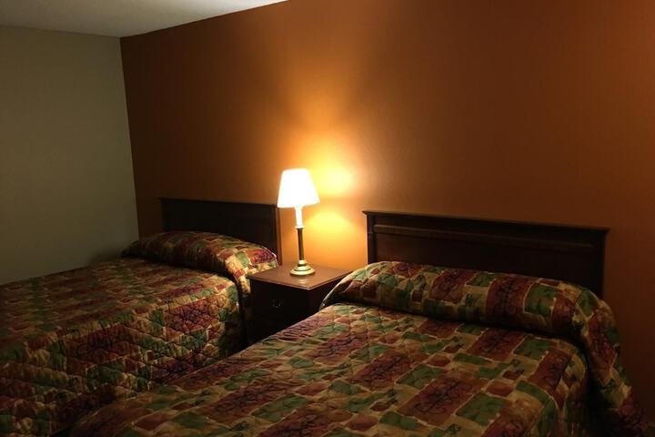 Room 34 of 46