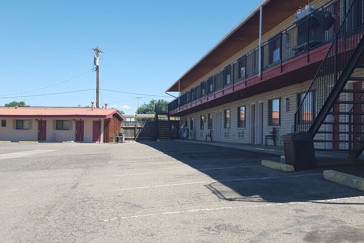 Property Grounds 40 of 40