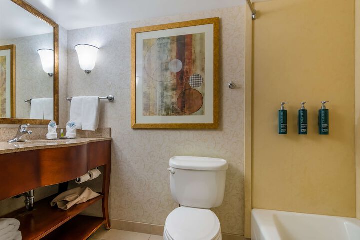 Room 20 of 33