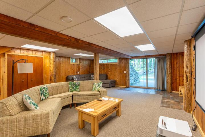 Cabin O Pines - a Family Friendly Resort