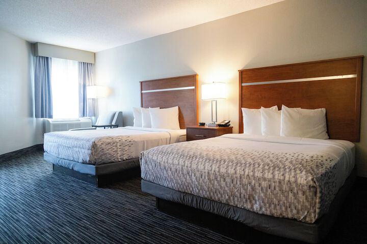 Twin Mountain Inn & Suites