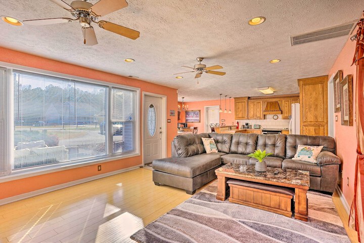 Prince George Getaway Near Historic Sites!