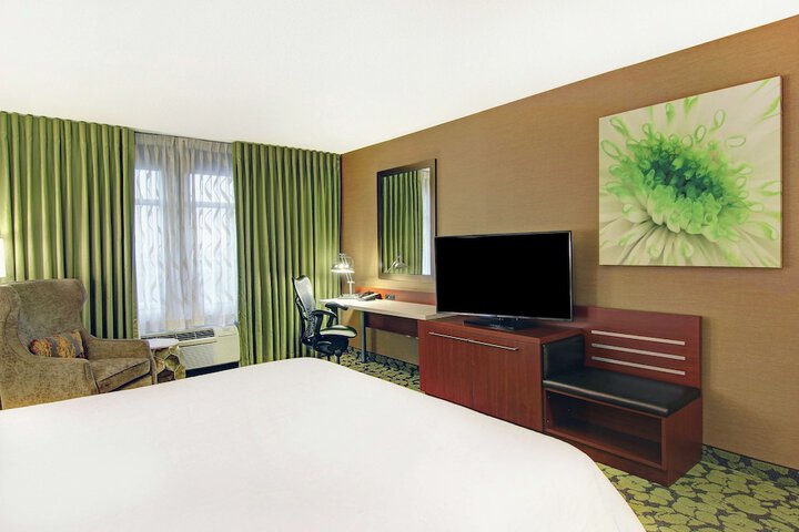 Room 21 of 43
