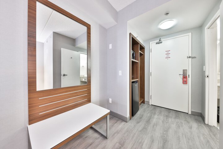 Room 18 of 41
