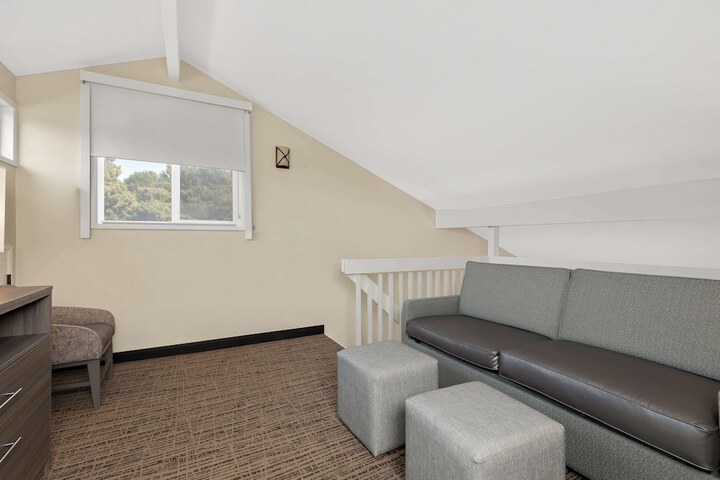 Best Western Inn at Face Rock