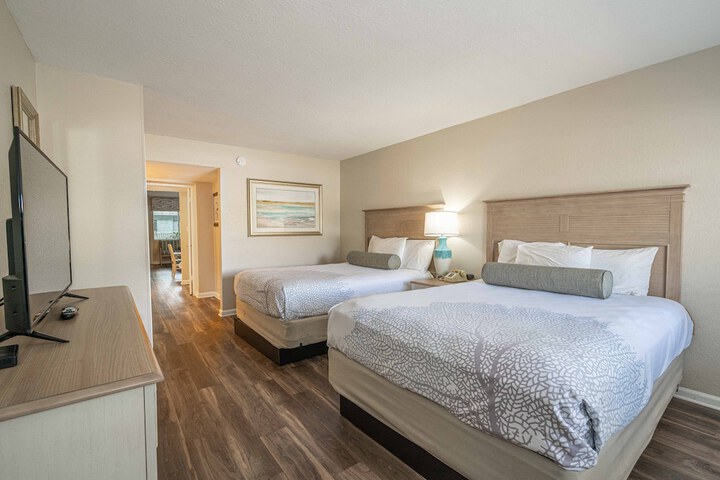 Club Destin Condos