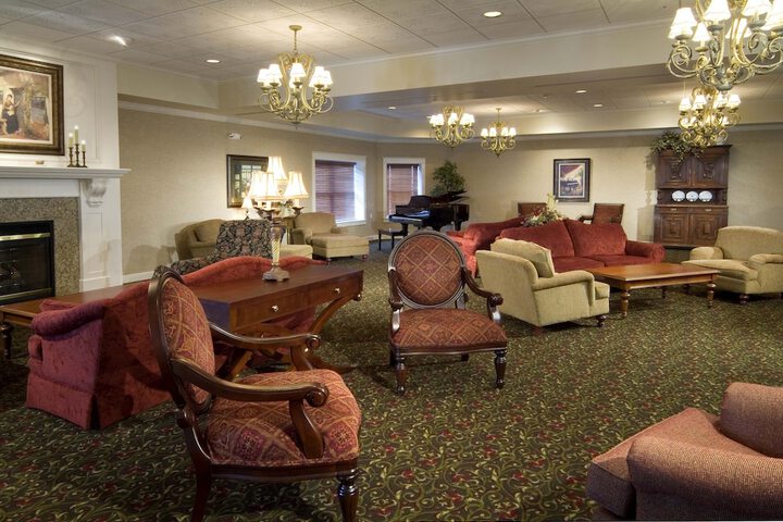 Carlisle Inn Sugarcreek