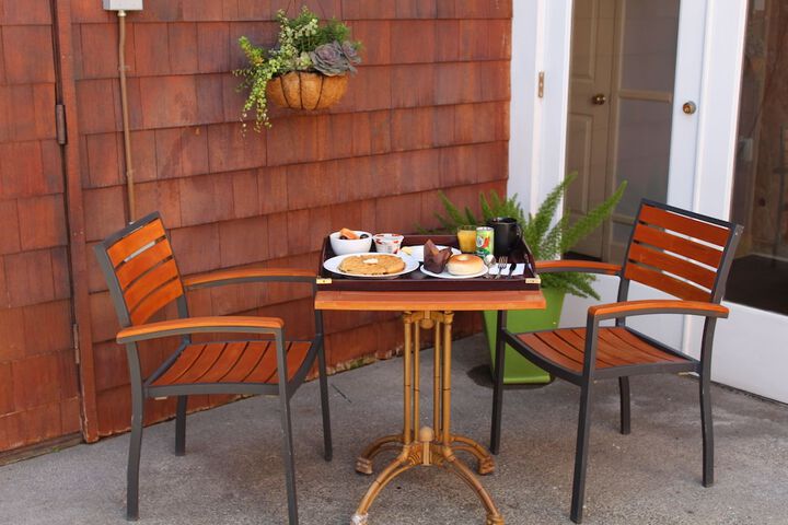 Breakfast/Coffee Service 42 of 53