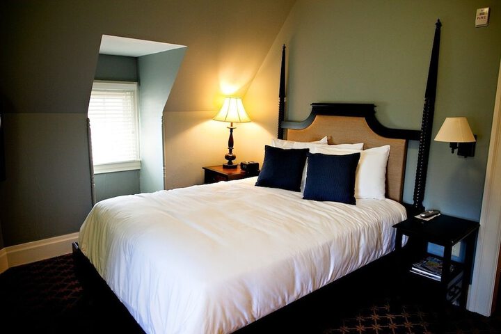 Room 28 of 58