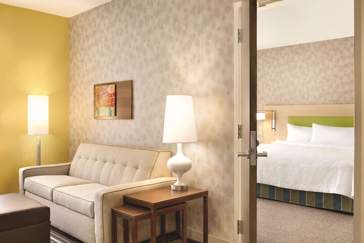 Room 21 of 33