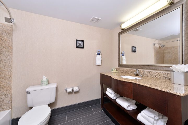 Room 14 of 38