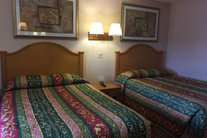 Room 26 of 33