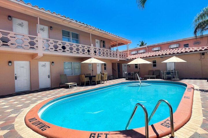Pool 2 of 29