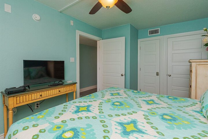 Room 136 of 248