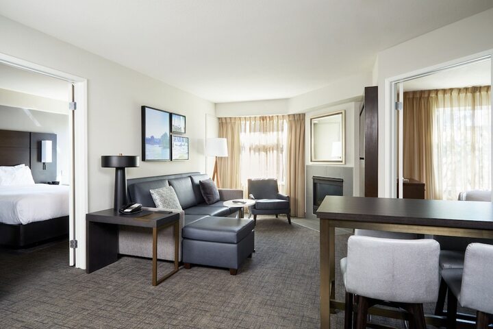 Room 20 of 32