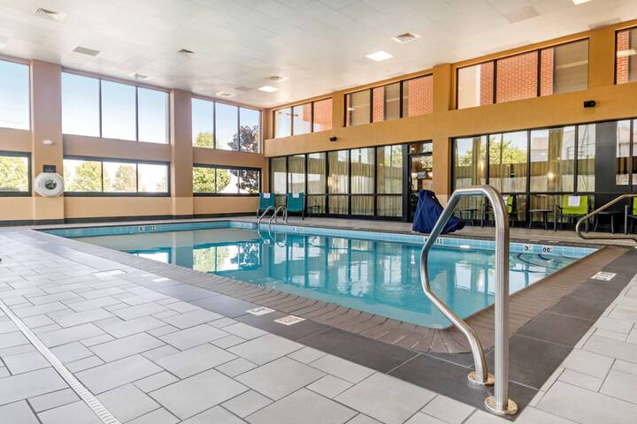 Pool 4 of 26