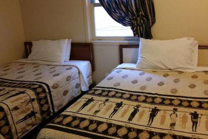 A Voyageurs Guest House