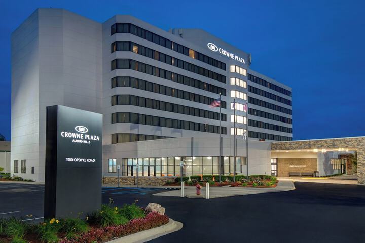 Crowne Plaza Auburn Hills by IHG