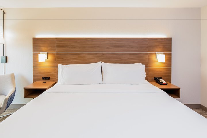Holiday Inn Express Orange Beach by IHG