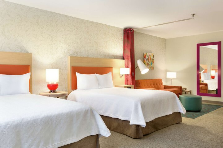 Room 18 of 38