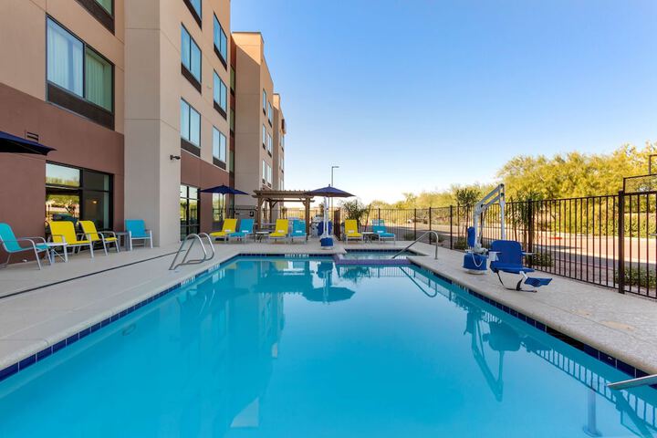 Pool 10 of 81