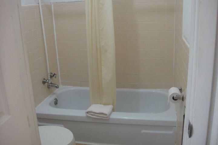 Room 21 of 27