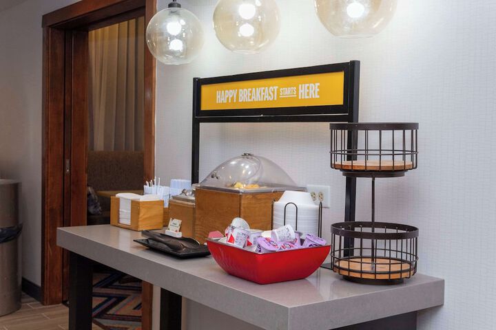 Hampton Inn & Suites Riverton
