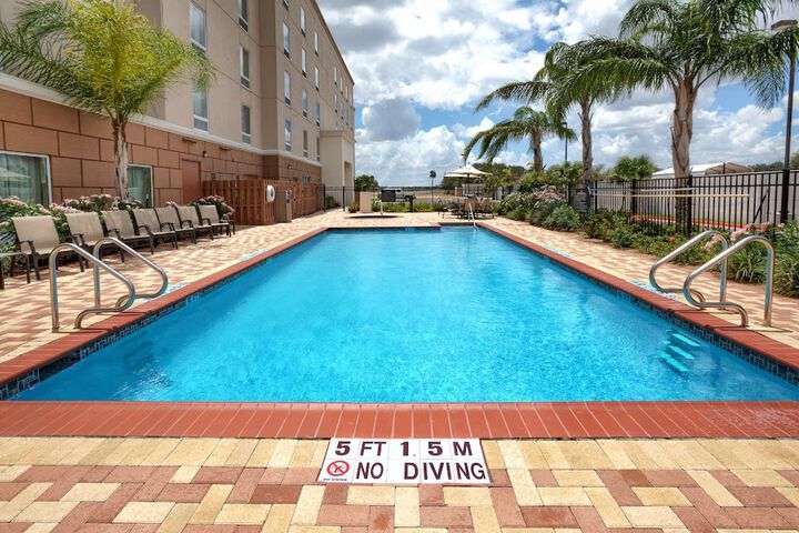 Pool 4 of 45