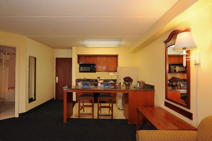 Room 16 of 52