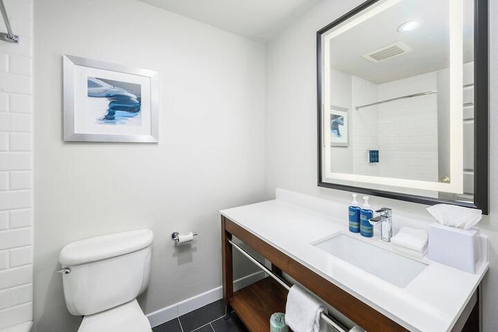 Four Points by Sheraton Bedford Manchester Airport