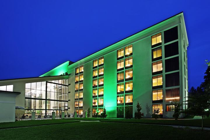 Holiday Inn Asheville Biltmore by IHG