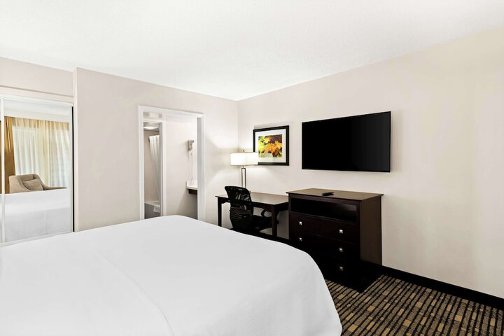 Room 20 of 36