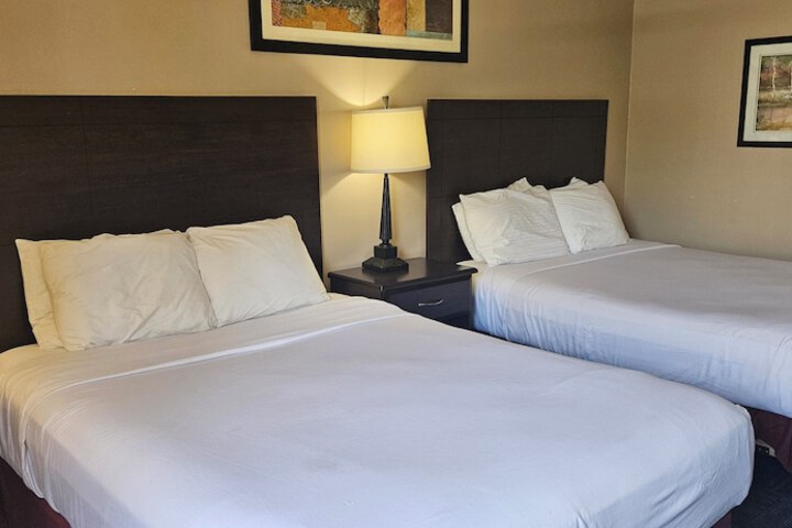 Room 22 of 38