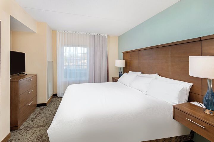 Staybridge Suites Oak Ridge by IHG