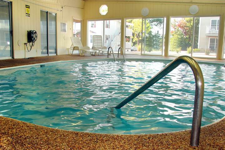Pool 6 of 65