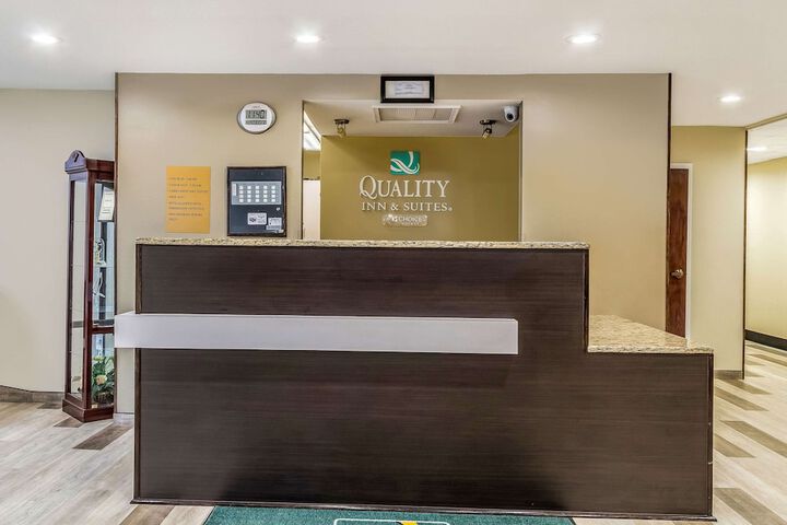 Quality Inn & Suites North Lima - Boardman