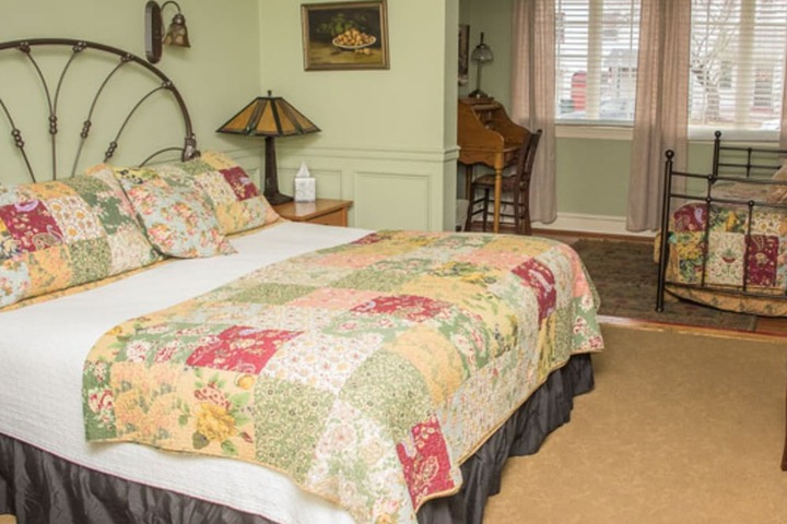 Vandiver Inn