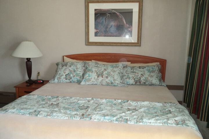 Room 35 of 44