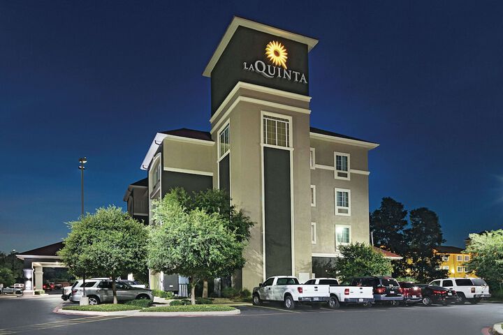 Hotel 2 of 47