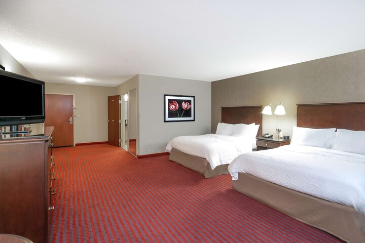 Room 13 of 42