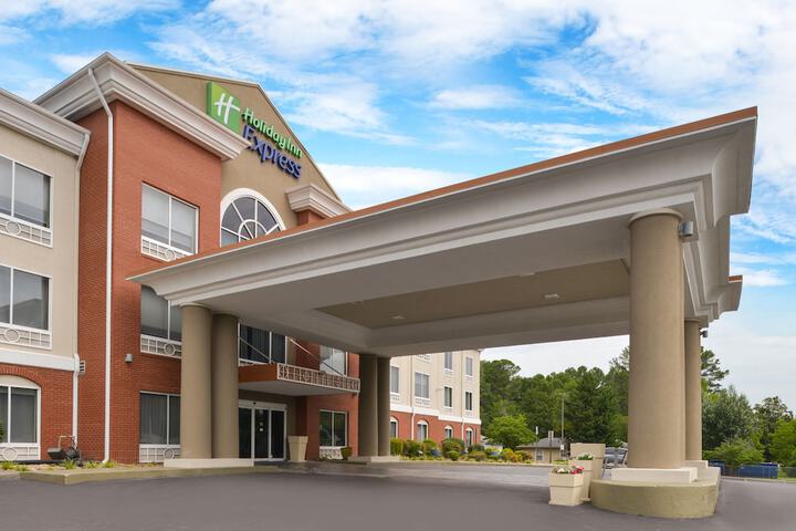 Hotel 7 of 62