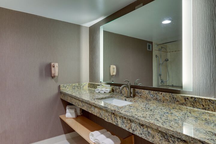 Holiday Inn Express Aberdeen by IHG