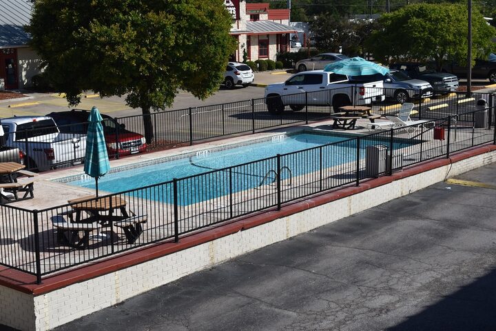 Pool 23 of 80