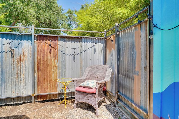 Pet-friendly Patagonia Apt 12 Mi to Wineries!