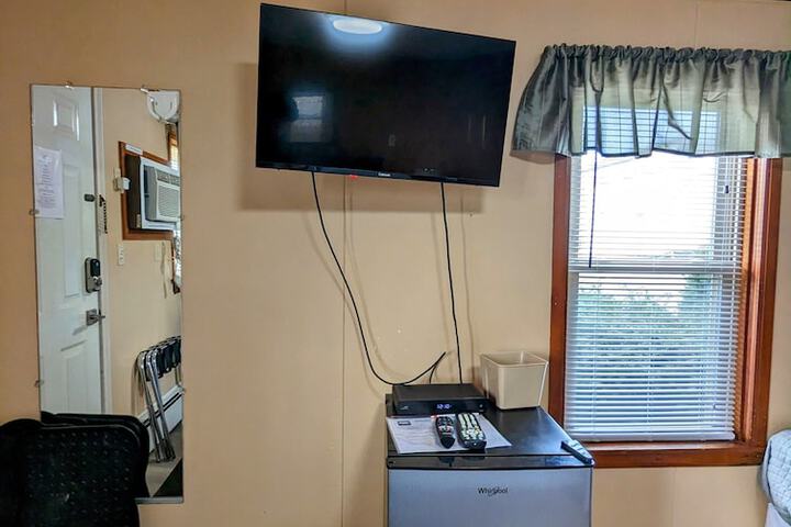 Room 38 of 140