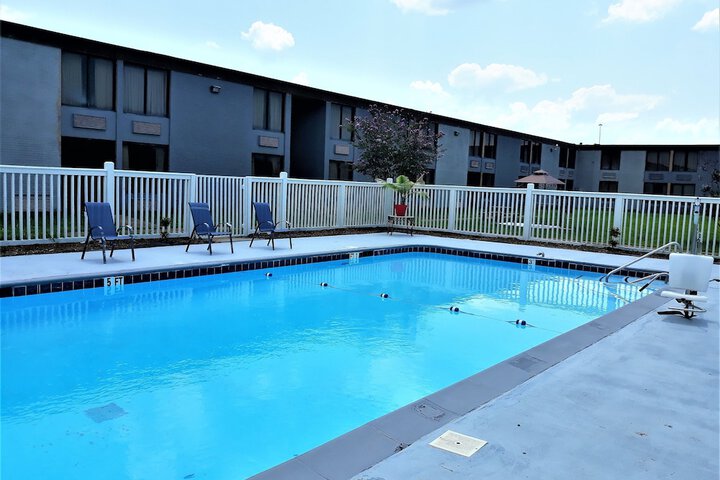 Pool 8 of 75
