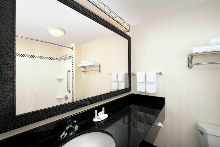 Room 8 of 26