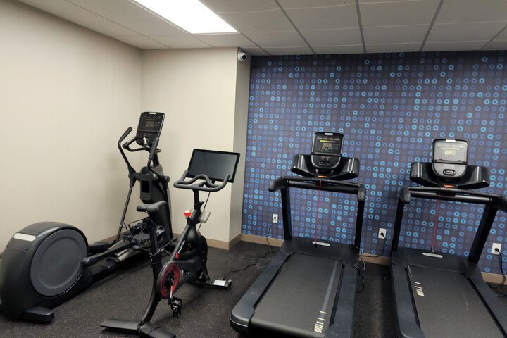 La Quinta Inn & Suites by Wyndham Lake George