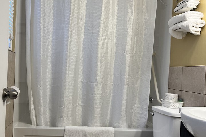 Room 16 of 26